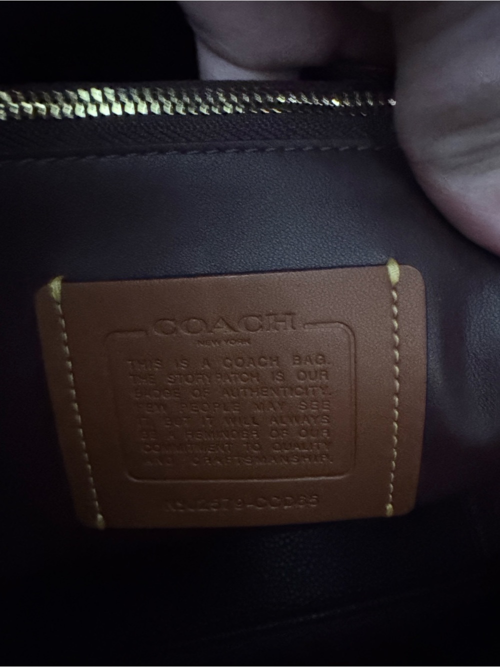 2025 Coach Hadley Hobo shoulder bag in Merlot NWOT - Picture 14 of 14